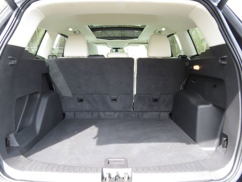 Used 2018 Ford Escape SEL w/ Ford Safe & Smart Package AWD/4WD image 17