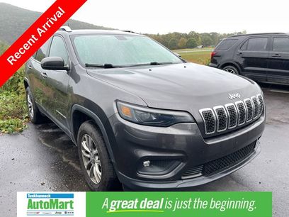 Certified 2019 Jeep Cherokee Latitude Plus w/ Comfort/Convenience Group