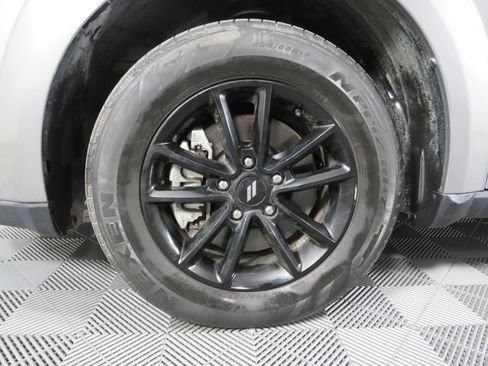 Used 2019 Dodge Journey SE w/ Blacktop Package image 44