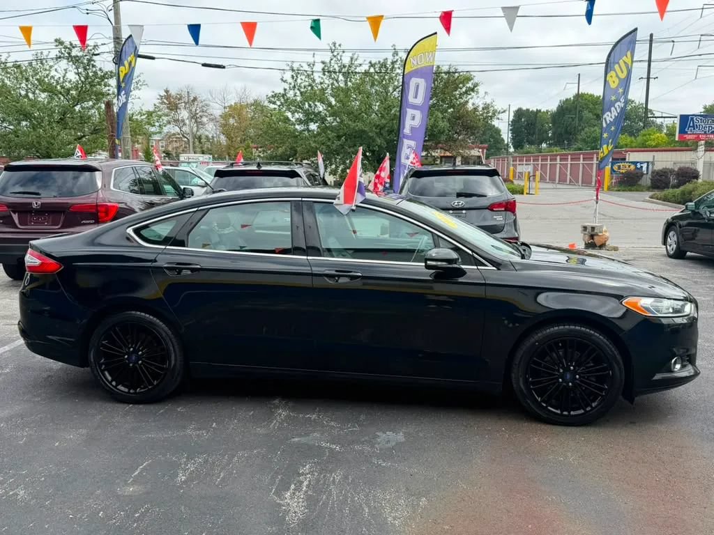 Used 2016 Ford Fusion SE w/ Equipment Group 202A FWD image 20