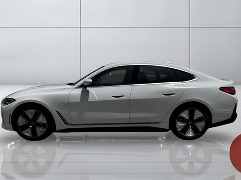 Used 2024 BMW i4 eDrive40 w/ Premium Package RWD image 3