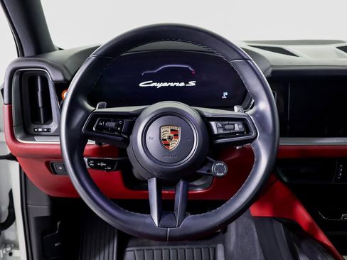 Certified 2024 Porsche Cayenne S image 10