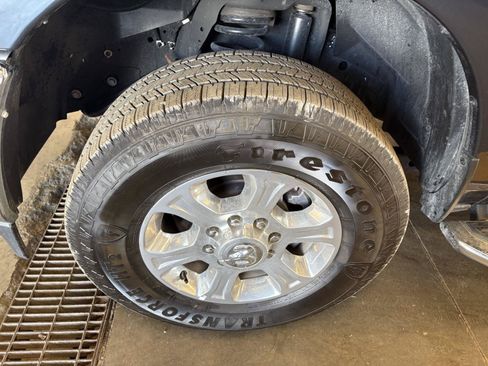 Used 2026 RAM 2500 Big Horn AWD/4WD image 10