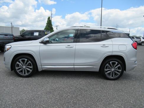 Used 2019 GMC Terrain Denali FWD image 4