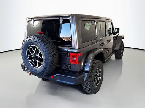 New 2026 Jeep Wrangler Unlimited Rubicon AWD/4WD image 7