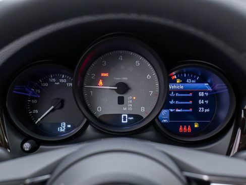 New 2026 Porsche Macan S image 22