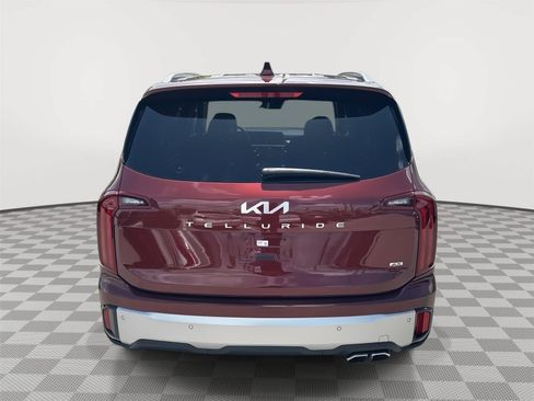 Used 2023 Kia Telluride S AWD/4WD image 6