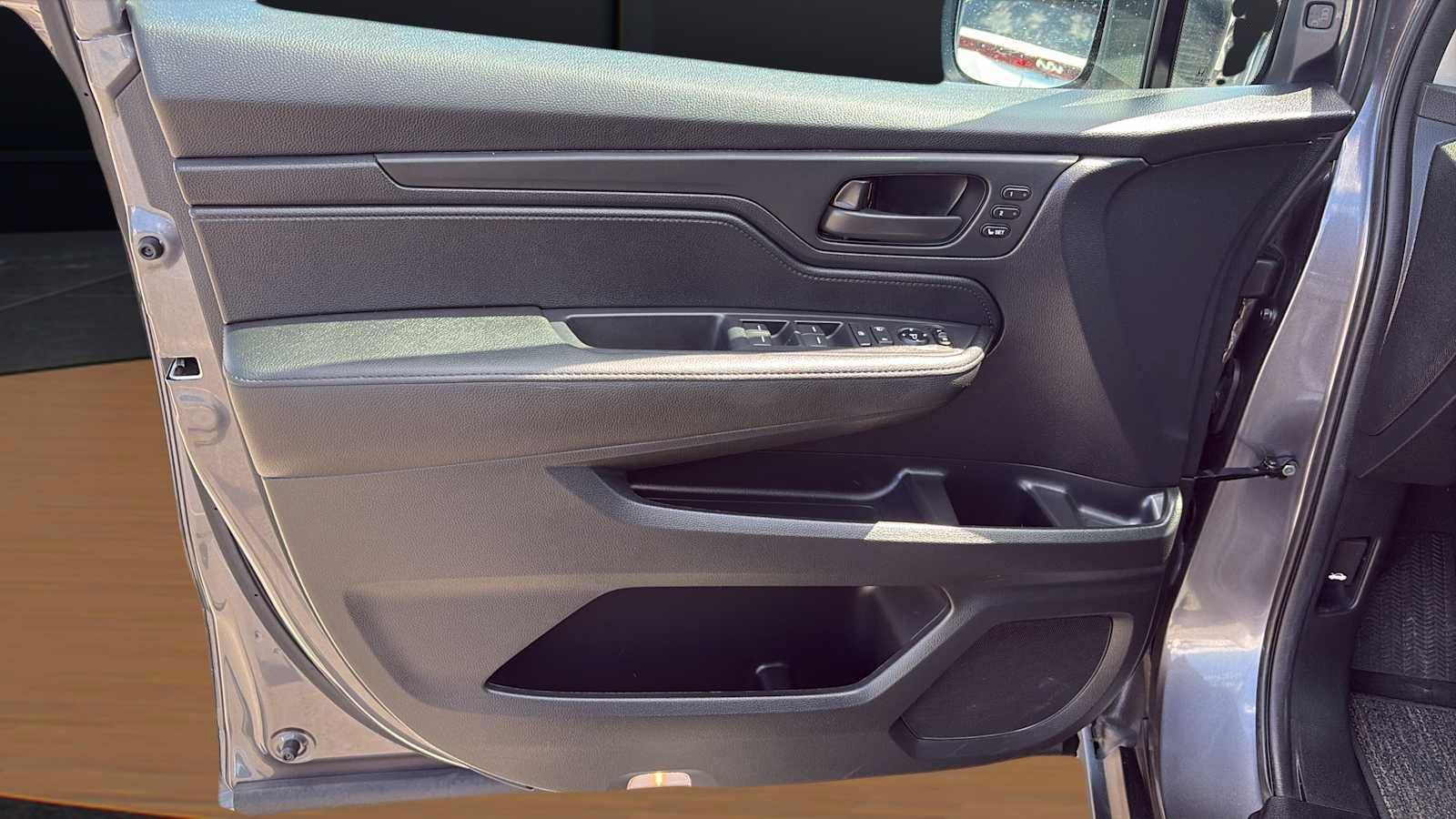 Used 2026 Honda Odyssey EX-L image 16