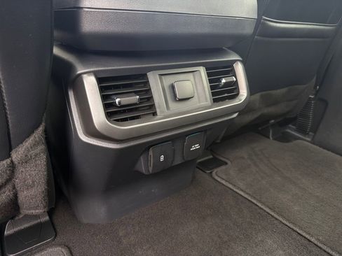 Used 2024 Ford F150 Lariat w/ Tow/Haul Package AWD/4WD image 39