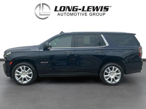 Used 2024 Chevrolet Tahoe High Country w/ Premium Package 2 AWD/4WD image 2