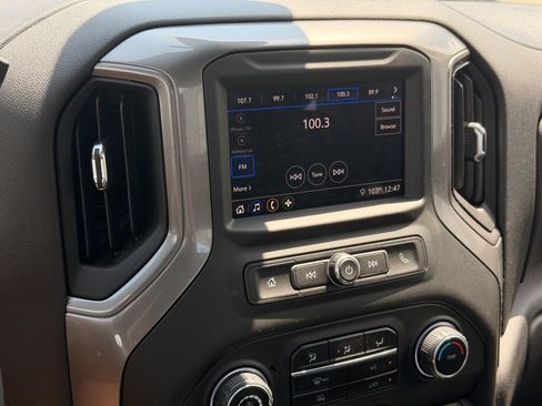 Used 2025 Chevrolet Silverado 1500 W/T RWD image 21