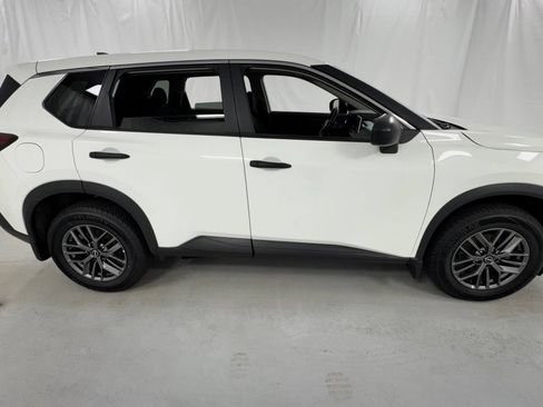 Certified 2023 Nissan Rogue S AWD/4WD image 2