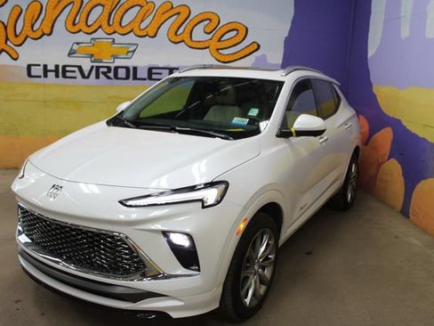 Used 2024 Buick Encore GX Avenir w/ Avenir Technology Package AWD/4WD image 4