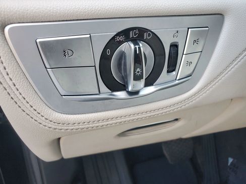 Used 2018 BMW 750i xDrive image 70