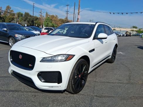 Used 2017 Jaguar F-PACE S AWD/4WD image 3