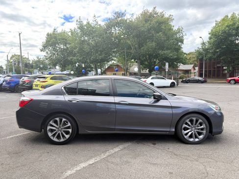 Used 2015 Honda Accord Sport image 5
