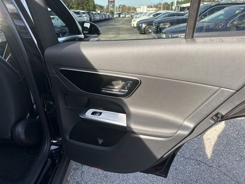 Certified 2025 Mercedes-Benz GLC 300 4MATIC image 29