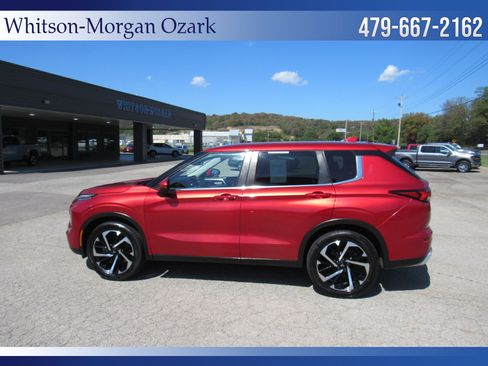 Used 2023 Mitsubishi Outlander SE AWD/4WD image 10