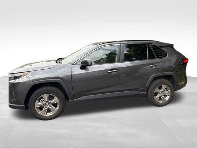 Used 2025 Toyota RAV4 LE AWD/4WD image 2