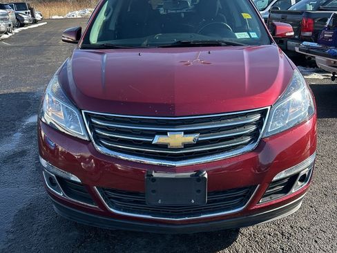 Used 2016 Chevrolet Traverse LT w/ Style and Technology Package image 8