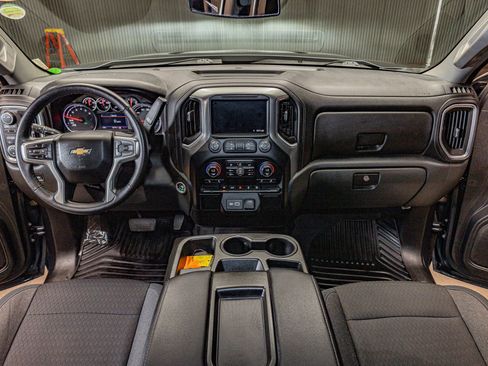 Used 2020 Chevrolet Silverado 1500 LT w/ Texas Edition image 13