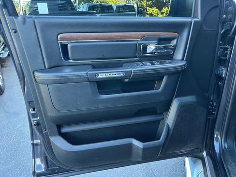 Used 2015 RAM 1500 Laramie w/ Convenience Group AWD/4WD image 20
