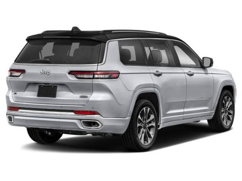 Used 2022 Jeep Grand Cherokee L Overland w/ Advanced Protech Group III AWD/4WD image 2