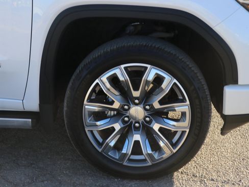 Used 2023 GMC Sierra 1500 Denali w/ Denali Reserve Package image 9