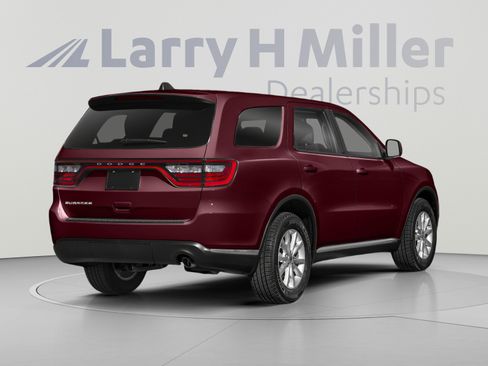 Used 2022 Dodge Durango GT w/ Blacktop Package RWD image 2