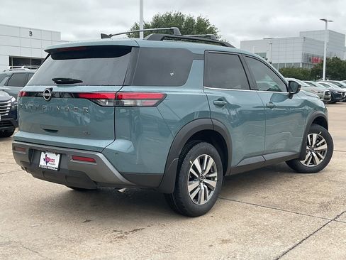 New 2026 Nissan Pathfinder SL FWD image 5