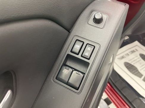 Used 2023 Nissan Frontier SV w/ Technology Package image 31