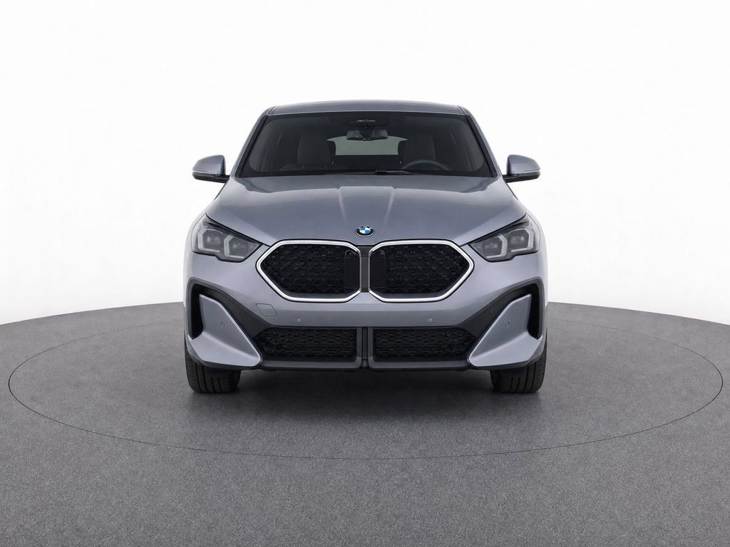 Certified 2025 BMW X2 xDrive28i w/ Premium Package AWD/4WD image 32