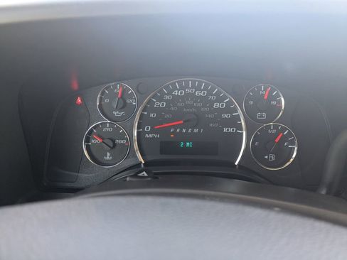 New 2025 Chevrolet Express 2500 w/ Driver Convenience Package image 26