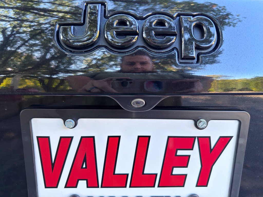 Used 2019 Jeep Compass Latitude AWD/4WD image 17