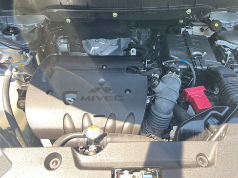 Used 2025 Mitsubishi Outlander Sport ES AWD/4WD image 20
