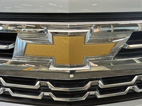 Used 2026 Chevrolet Silverado 1500 LTZ w/ LTZ Convenience Package II AWD/4WD image 10