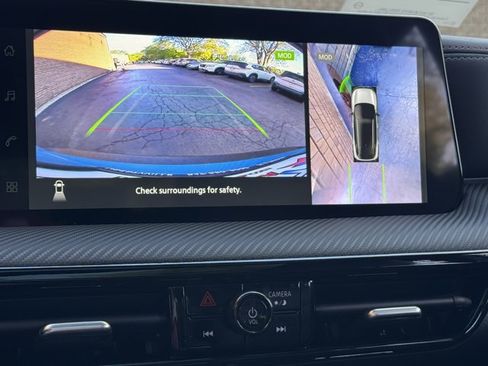 New 2026 Nissan Kicks SR w/ SR Premium Package AWD/4WD image 8