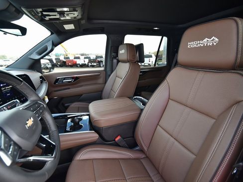 New 2026 Chevrolet Tahoe High Country image 9