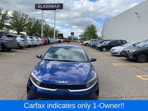 Used 2024 Kia Forte LXS FWD image 2