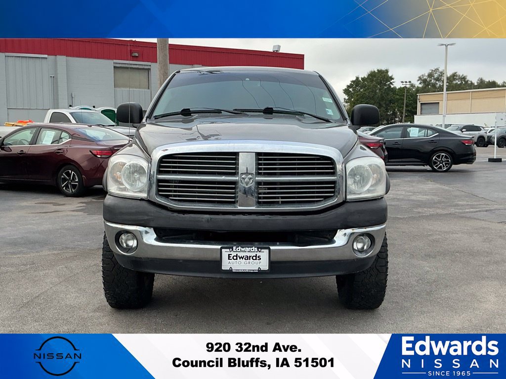 Used 2007 Dodge Ram 1500 Truck SLT w/ Trailer Tow Group AWD/4WD image 2