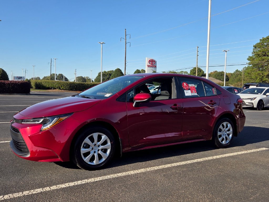 New 2027 Toyota Corolla LE FWD image 3