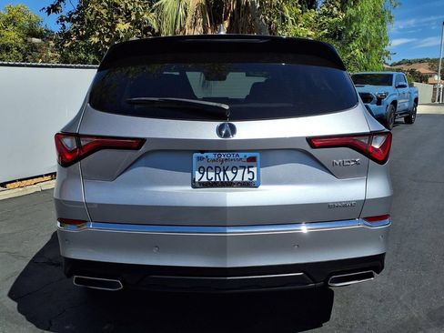 Used 2023 Acura MDX w/ Technology Package AWD/4WD image 8