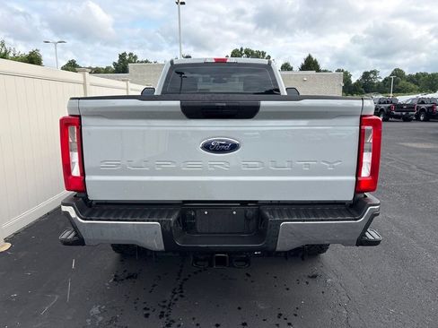 Used 2026 Ford F350 XL w/ XL Off-Road Package AWD/4WD image 4