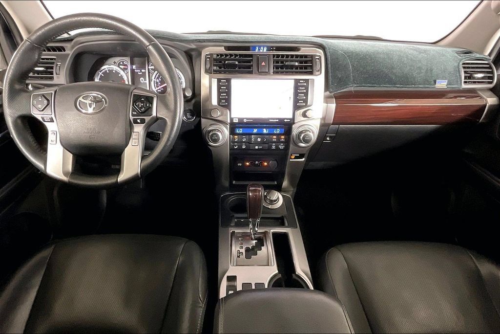 Used 2022 Toyota 4Runner Limited AWD/4WD image 15