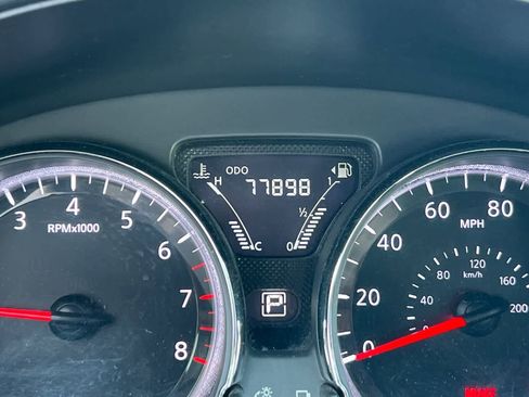 Used 2019 Nissan Versa SV w/ SV Special Edition Package image 26