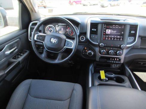 Used 2020 RAM 1500 Big Horn image 15