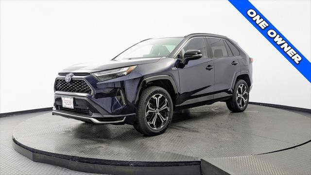 Used 2024 Toyota RAV4 XSE AWD/4WD image 2