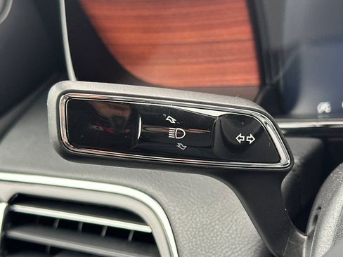 Used 2023 Lincoln Navigator Reserve image 34