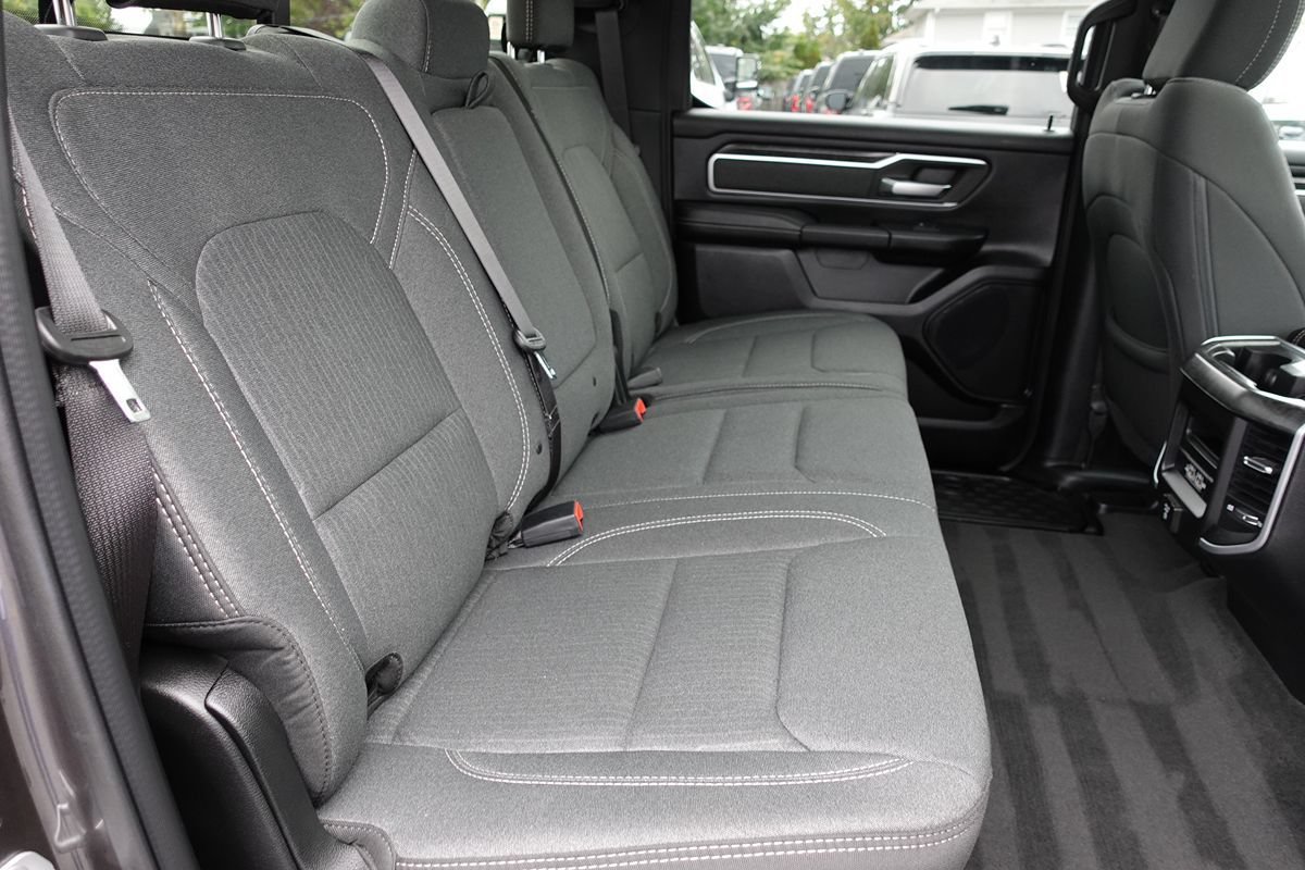 Used 2020 RAM 1500 Big Horn AWD/4WD image 30