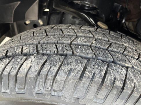 Used 2016 Ford F150 XL w/ Equipment Group 101A Mid image 13